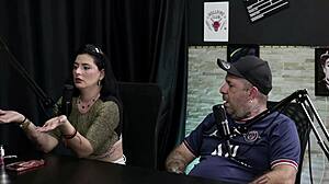 Não gravaria com tanta gente e o ator que gosta de bosta - monica lima moai tv