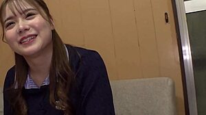 パート2 巨乳女子大生が極小マイクロビキニで匍匐前進レース！四つん這いで喰い込む固定バイブに敏感ま こは崩壊寸前！？