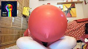 giant red balloon nicoletta & the temptation of the massive balloon