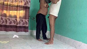 Bangladeshi girlfriend boyfriend sex-bangla bhabhi sex