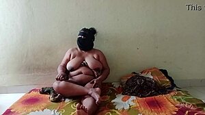 indian hyderabad muslim woman