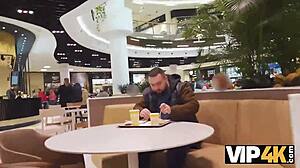 vip4k il fidanzato non e contrario al sesso della sua fidanzata e del suo ricco sconosciuto
