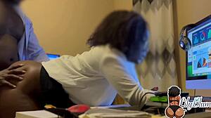Big ass ebony fucks her supervisor everyday at work